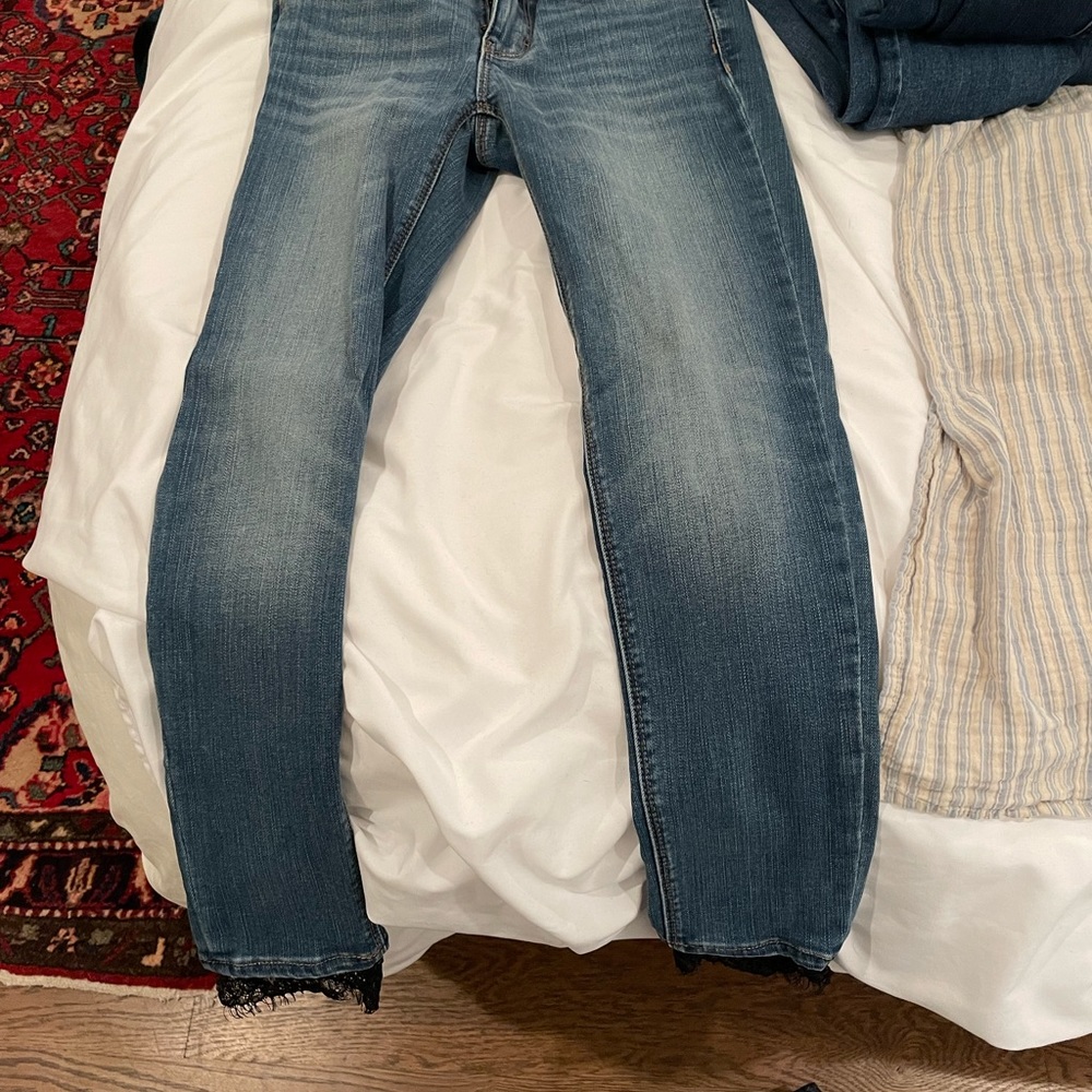 WHBM skinny ankle jeans